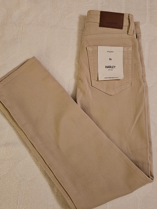 Hidden Denim - Hidden Harley High-Rise Slim Mom Jeans in Kahki Size 26 NWT